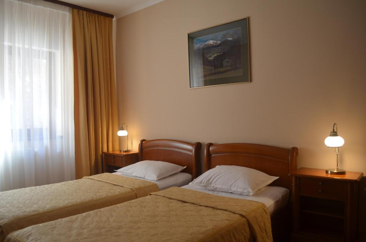 Pensiunea Magura Baia Mare Exterior foto